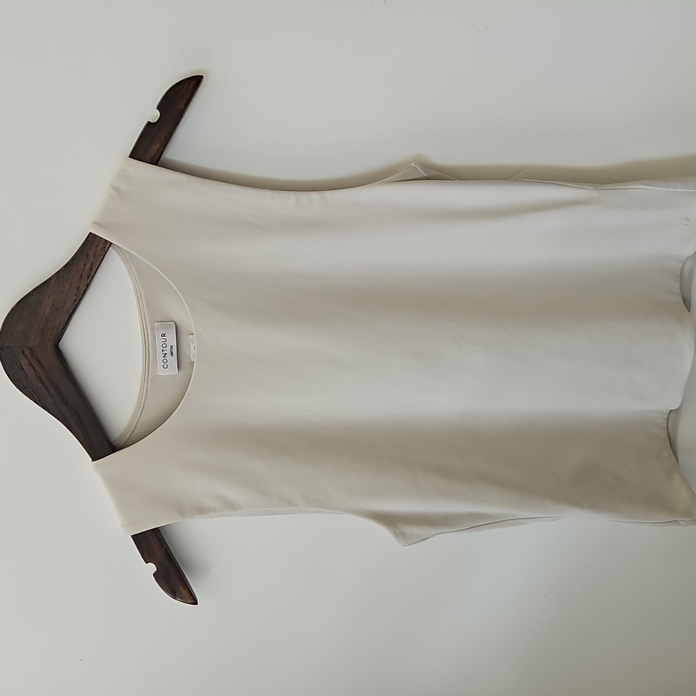 Aritzia Contour Muscle Tank